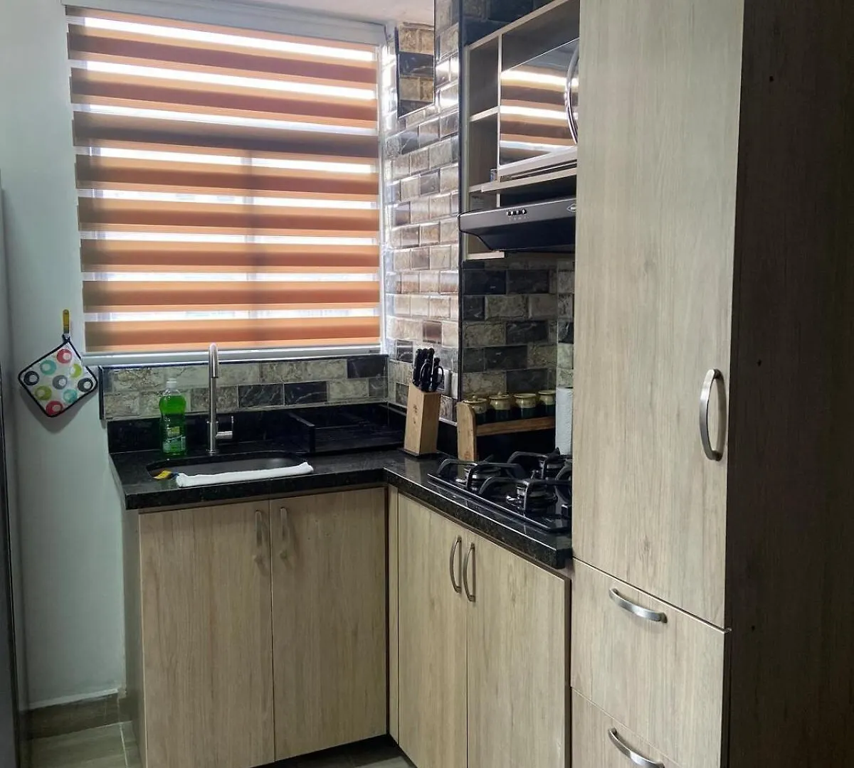 Apto Homeworking - Parqueadero - Cerca Laureles Μεντεγίν 0*,  Κολομβία